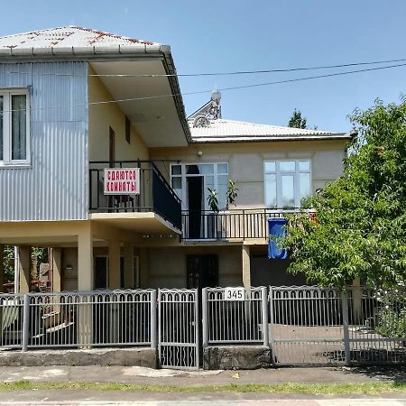 Guest House Of Givi Kobuleti Luaran gambar