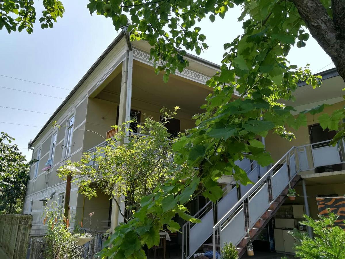 Guest House Of Givi Kobuleti Luaran gambar